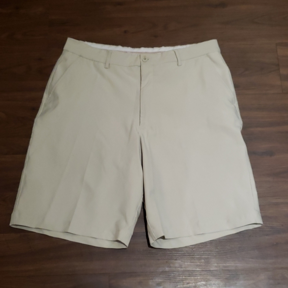 Tommy armour khaki shorts 36